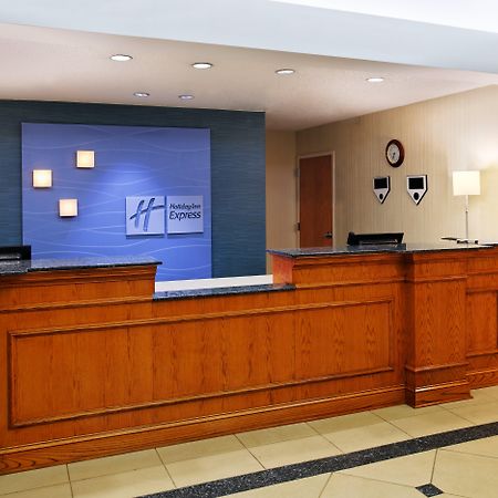 Holiday Inn Express Richmond-Brandermill-Hull Street By Ihg Extérieur photo