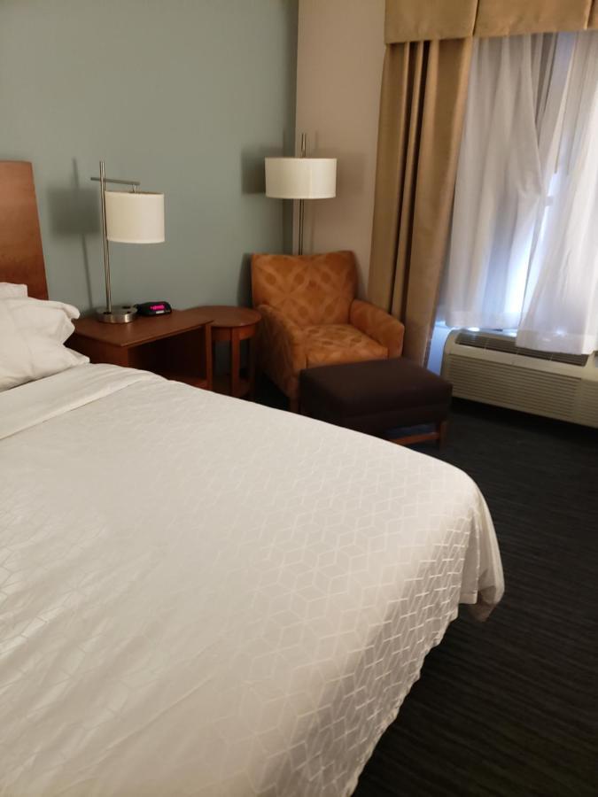 Holiday Inn Express Richmond-Brandermill-Hull Street By Ihg Extérieur photo