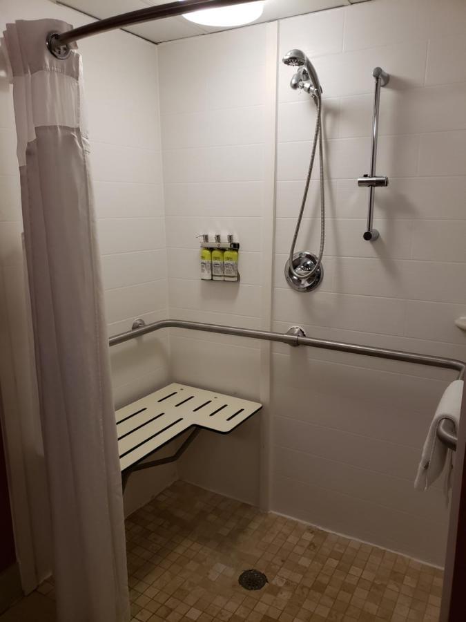 Holiday Inn Express Richmond-Brandermill-Hull Street By Ihg Extérieur photo