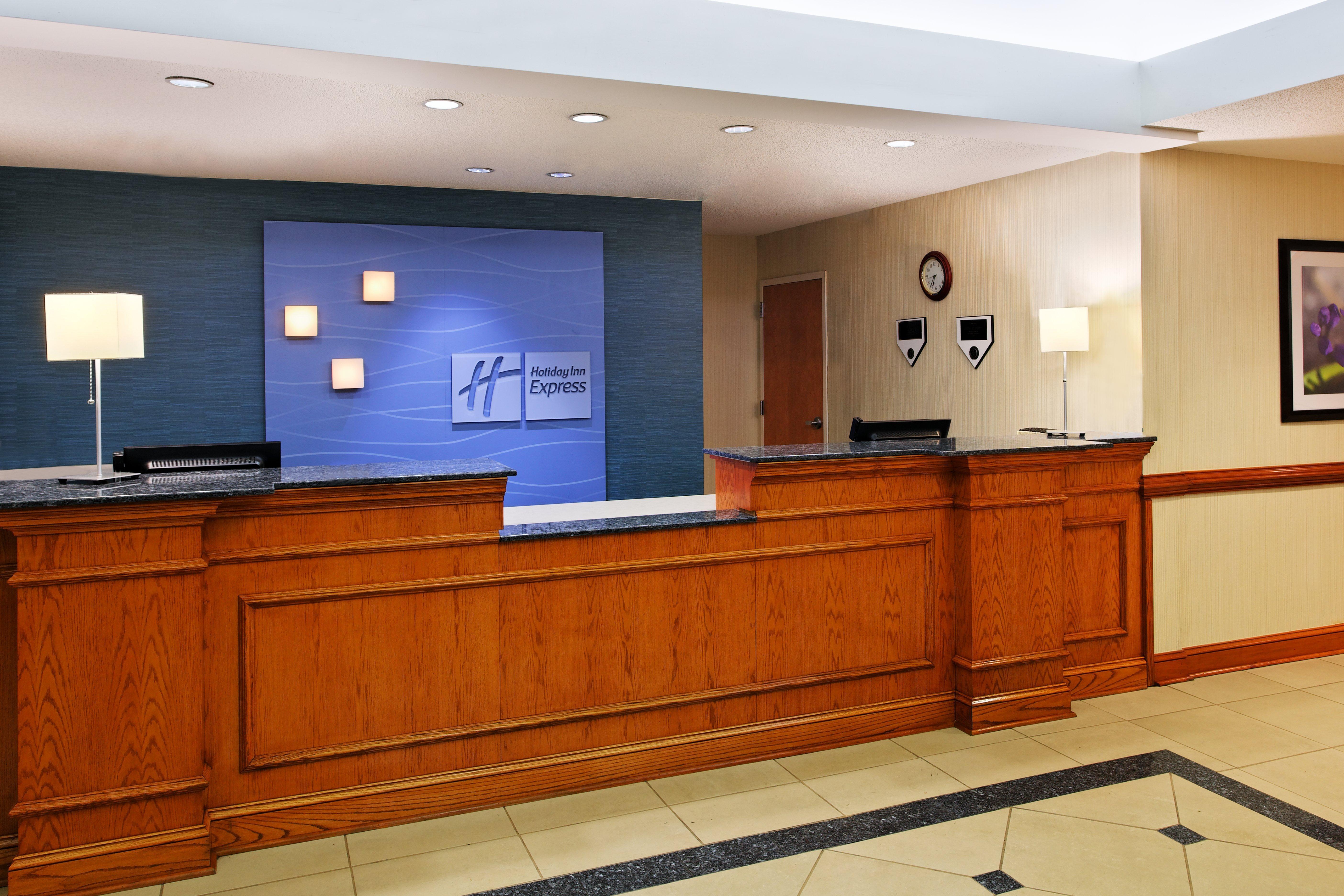 Holiday Inn Express Richmond-Brandermill-Hull Street By Ihg Extérieur photo
