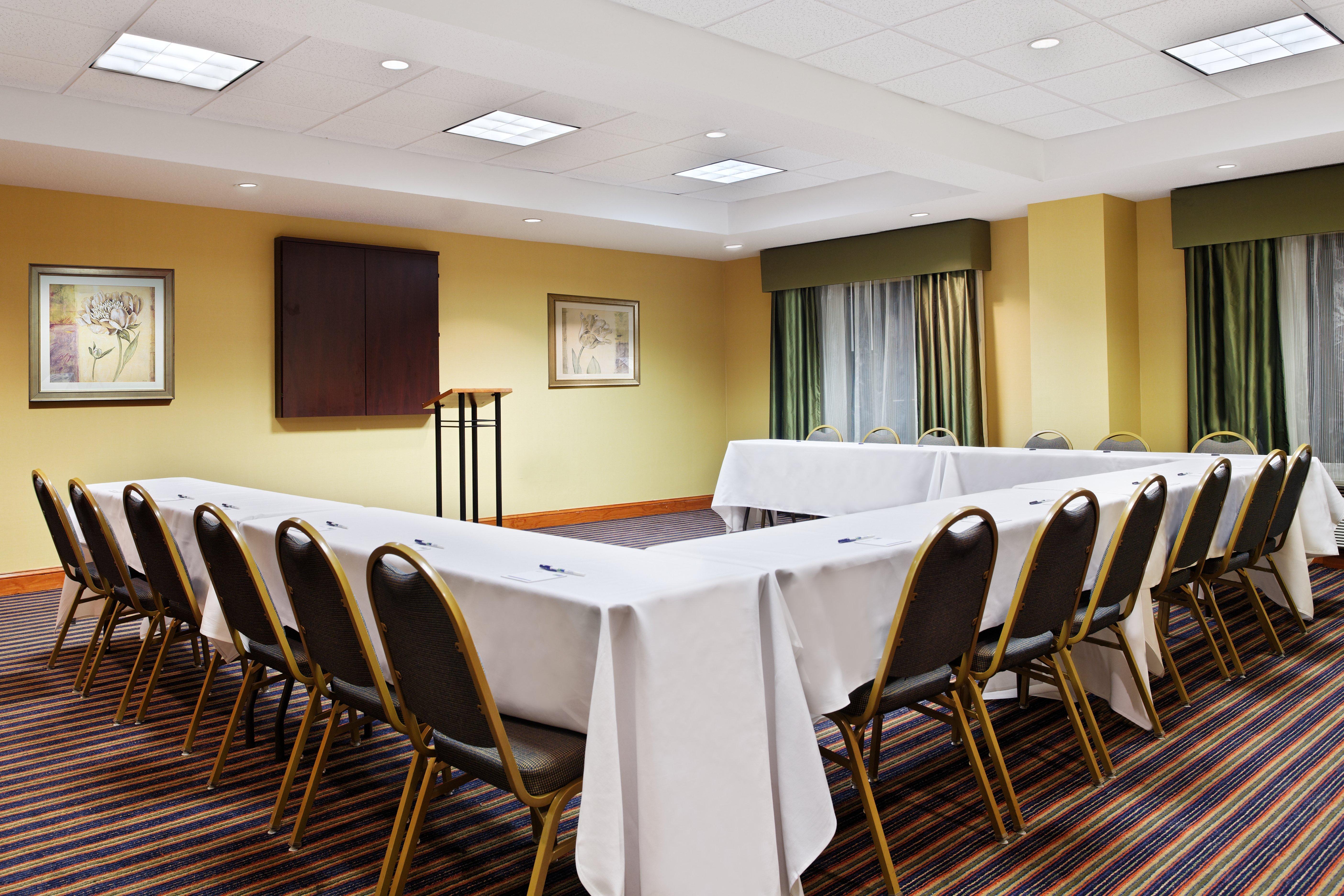 Holiday Inn Express Richmond-Brandermill-Hull Street By Ihg Extérieur photo