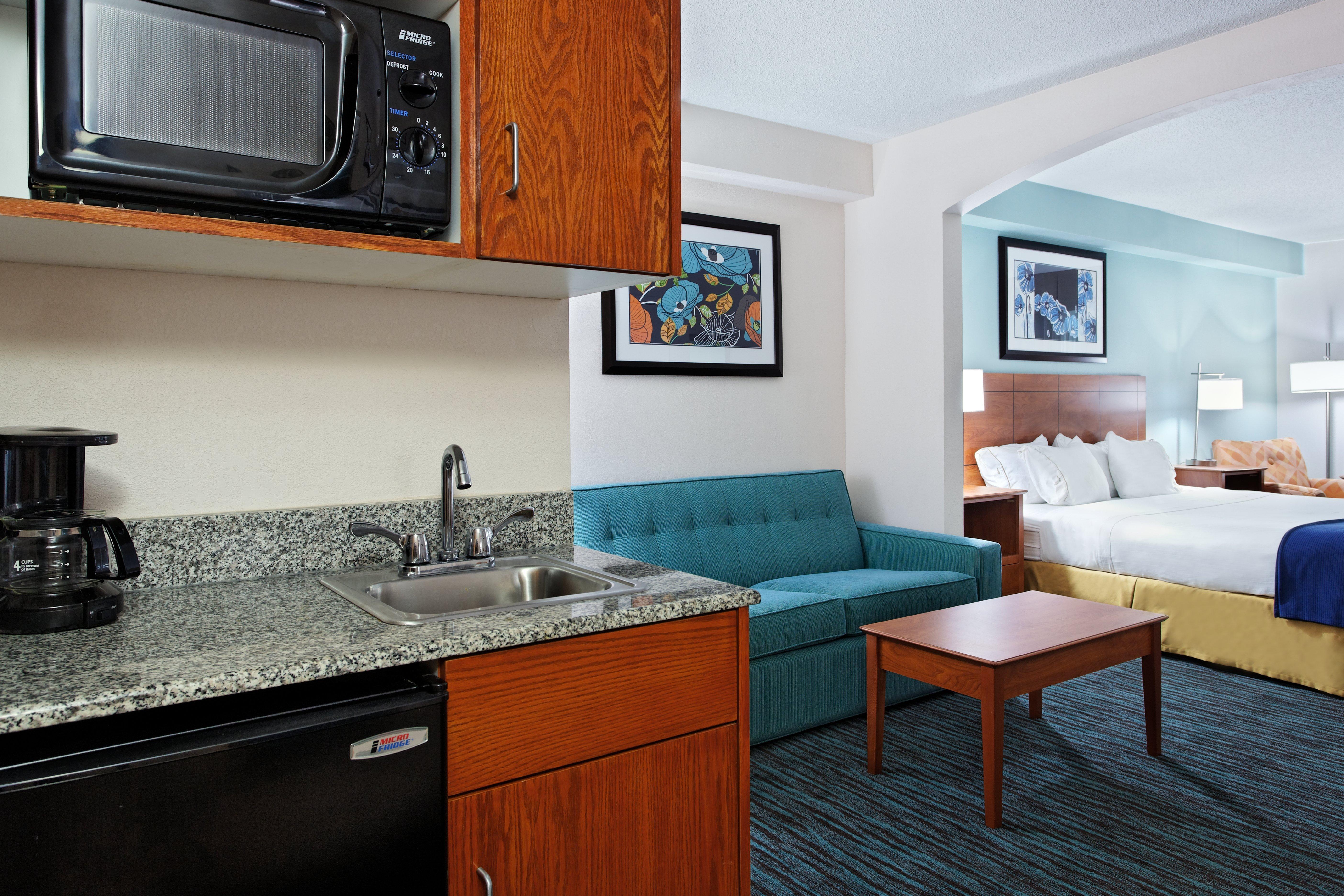 Holiday Inn Express Richmond-Brandermill-Hull Street By Ihg Extérieur photo